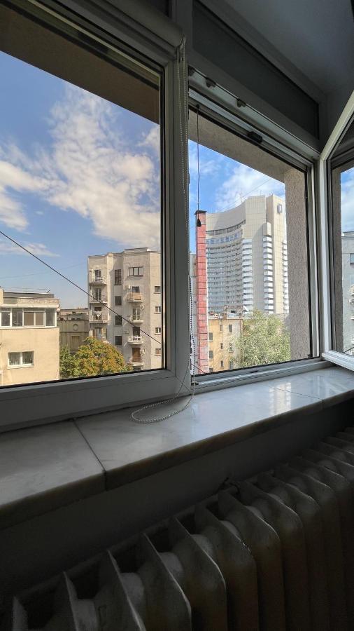 Terrace Balcony Downtown Delight Old Town Oasis City Center Universitate Square Old Town Bucharest Exterior photo